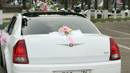 Аренда автомобиля Chrysler 300C на свадьбу